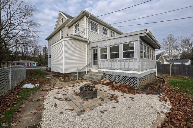 627 N Wooster Avenue, Strasburg, OH 44680