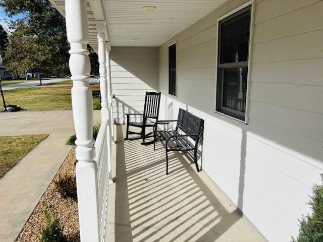 200 W Lexington Street, Girard, KS 66743