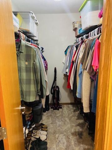 200 W Lexington Street, Girard, KS 66743