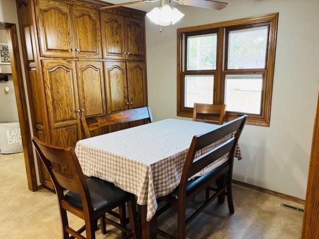 200 W Lexington Street, Girard, KS 66743