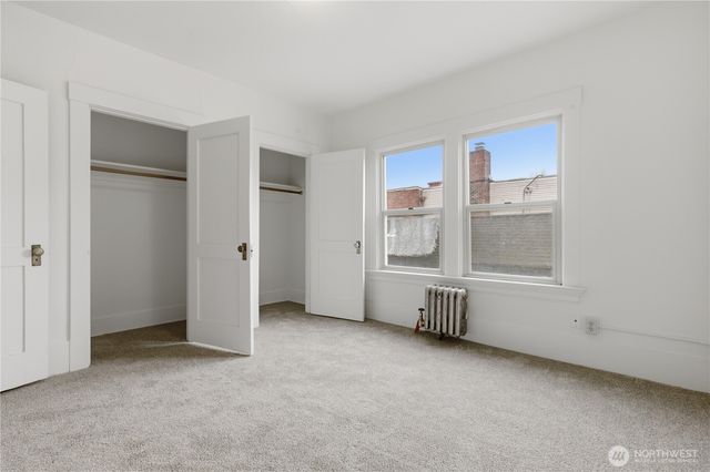 317 18th Avenue E, Seattle, WA 98112