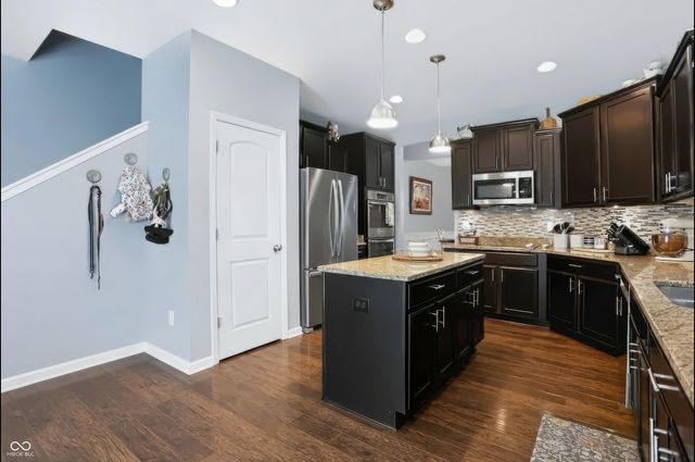 7161 W Mayer Drive, Greenfield, IN 46140