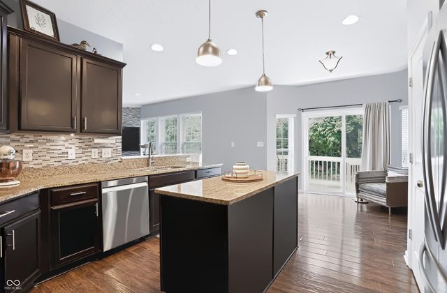 7161 W Mayer Drive, Greenfield, IN 46140