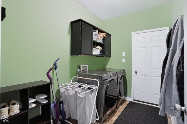 7161 W Mayer Drive, Greenfield, IN 46140