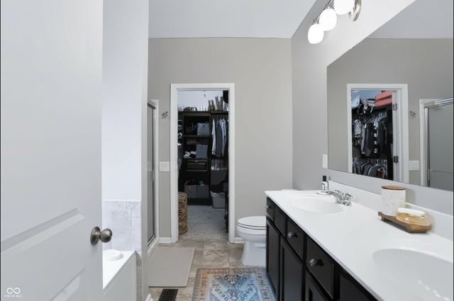 7161 W Mayer Drive, Greenfield, IN 46140
