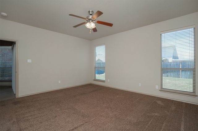 1437 Castlegar Lane, Fort Worth, TX 76247