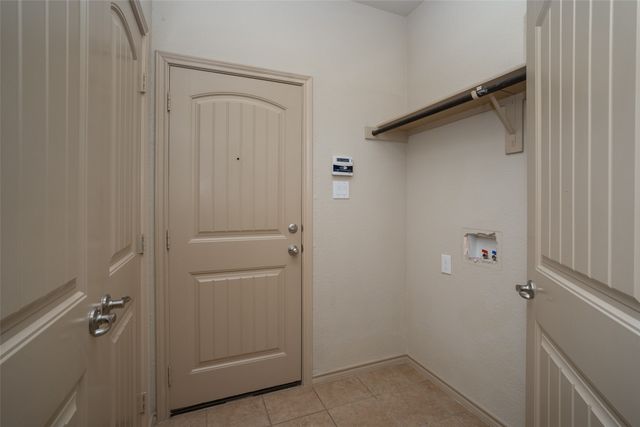 1437 Castlegar Lane, Fort Worth, TX 76247