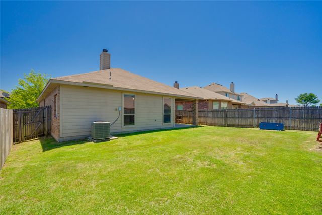 1437 Castlegar Lane, Fort Worth, TX 76247