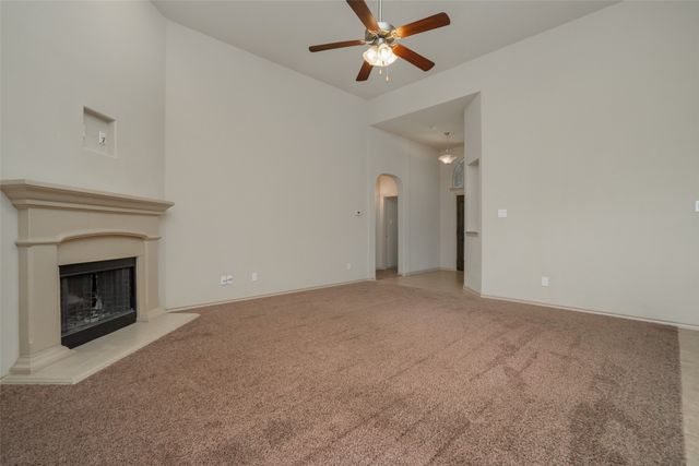 1437 Castlegar Lane, Fort Worth, TX 76247