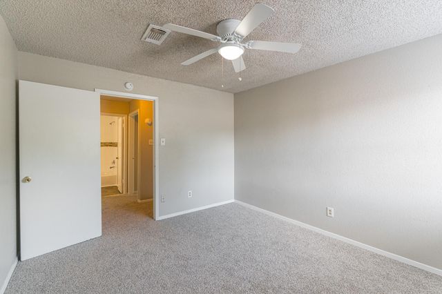 5731 Easthampton Drive A, Houston, TX 77039