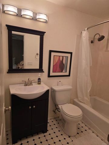 19147 Las Encinas Drive, Ramona, CA 92065