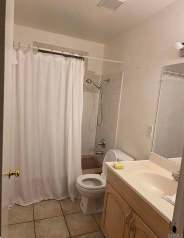 19147 Las Encinas Drive, Ramona, CA 92065