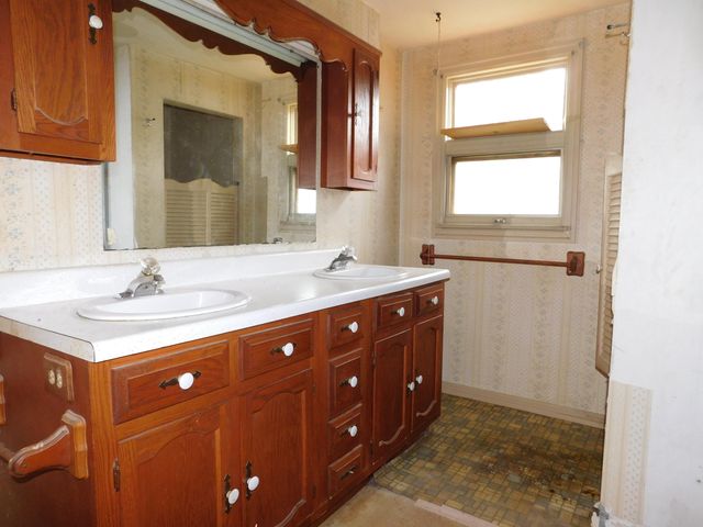 124 S Chipman Street, Owosso City, MI 48867