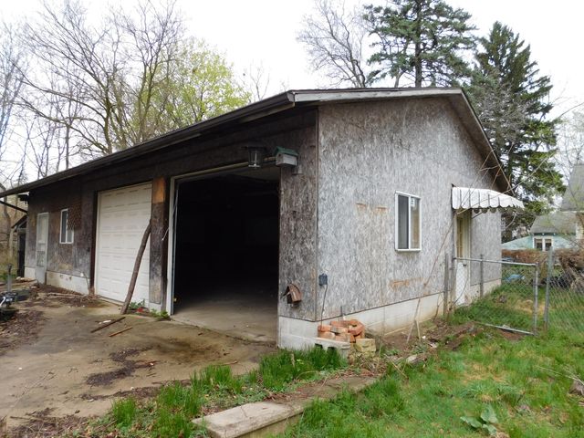 124 S Chipman Street, Owosso City, MI 48867