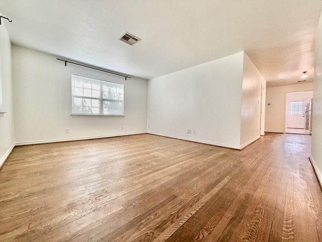 2126 Banks Street 3, Houston, TX 77098