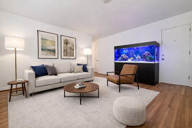 2126 Banks Street 3, Houston, TX 77098