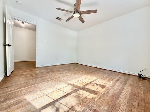 2126 Banks Street 3, Houston, TX 77098