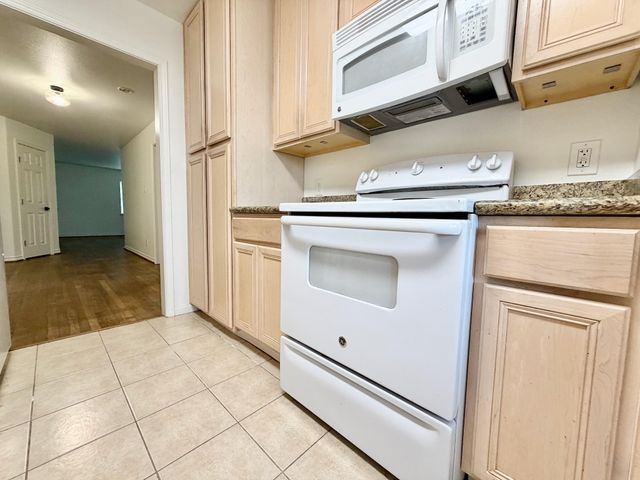 2126 Banks Street 3, Houston, TX 77098