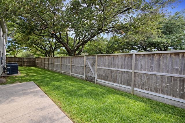 2126 Banks Street 3, Houston, TX 77098