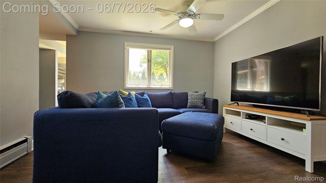 10202 Buhl, Hamburg Township, MI 48169