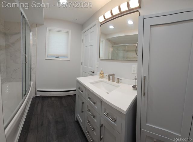 10202 Buhl, Hamburg Township, MI 48169
