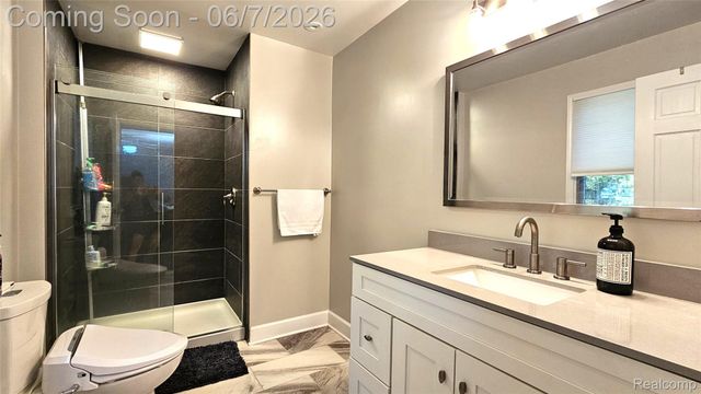 10202 Buhl, Hamburg Township, MI 48169