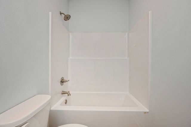 579 Brock Avenue, Crestview, FL 32539