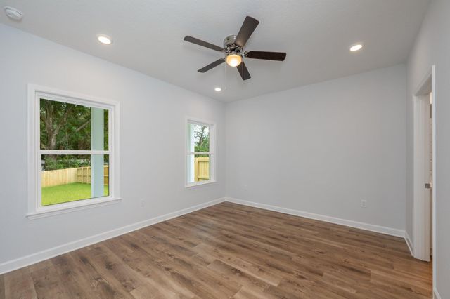 579 Brock Avenue, Crestview, FL 32539