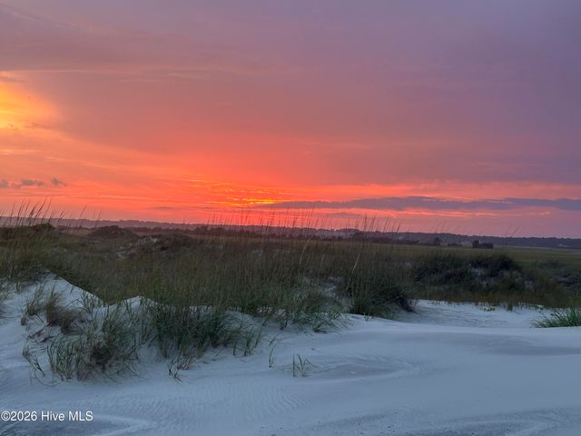 501 Shoreline Drive E, Sunset Beach, NC 28468