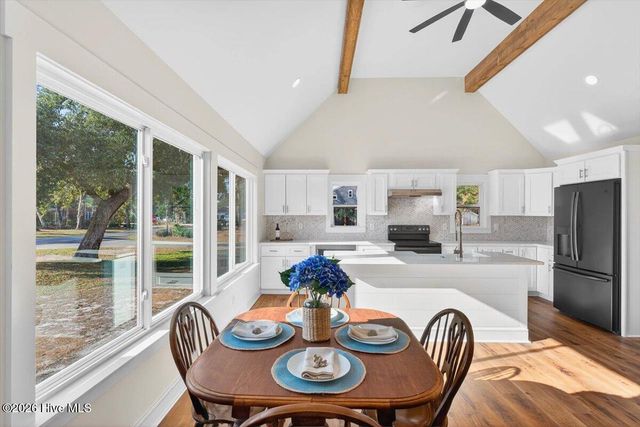 501 Shoreline Drive E, Sunset Beach, NC 28468