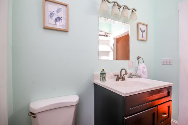 3 Lucia Lane, Sagamore Beach, MA 02562