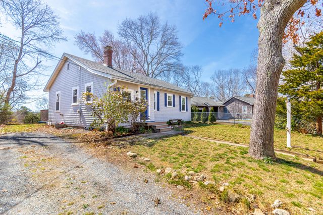3 Lucia Lane, Sagamore Beach, MA 02562