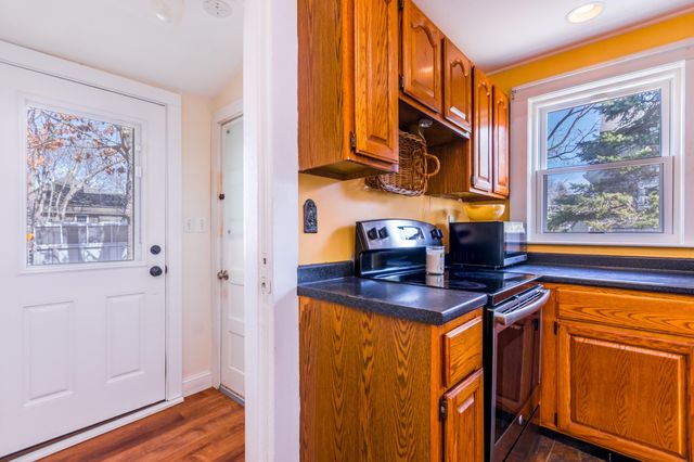 3 Lucia Lane, Sagamore Beach, MA 02562