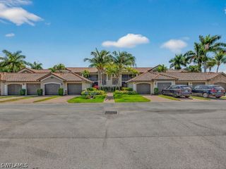 9844 Venezia CIR E 726, Naples, FL 34113