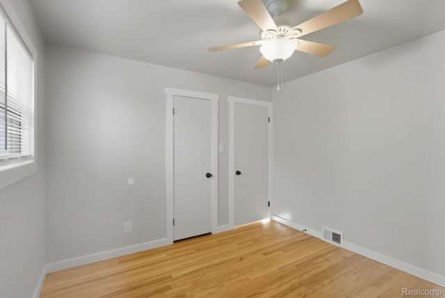 25160 Ronald Street, Roseville, MI 48066