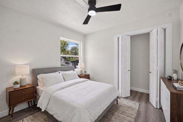 505 Pleasant Valley Road, Garland, TX 75040