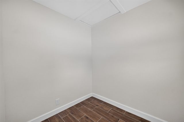 505 Pleasant Valley Road, Garland, TX 75040