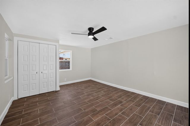 505 Pleasant Valley Road, Garland, TX 75040