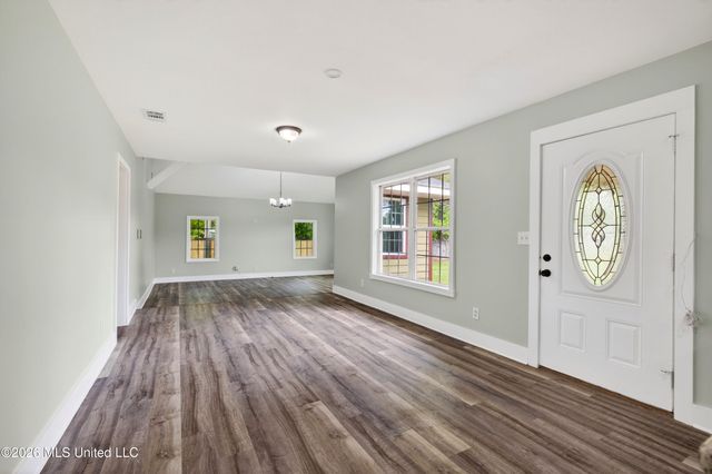 13291 Larkin Drive, Biloxi, MS 39532