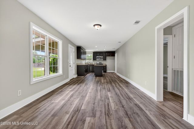 13291 Larkin Drive, Biloxi, MS 39532