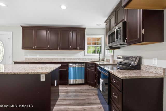 13291 Larkin Drive, Biloxi, MS 39532