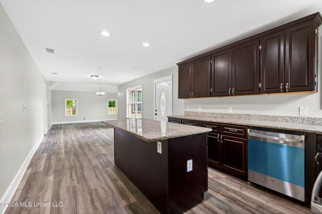13291 Larkin Drive, Biloxi, MS 39532