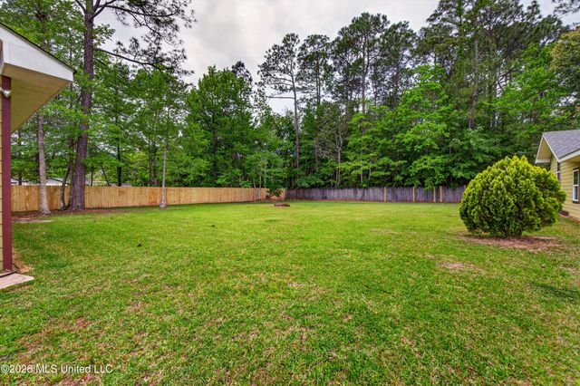 13291 Larkin Drive, Biloxi, MS 39532
