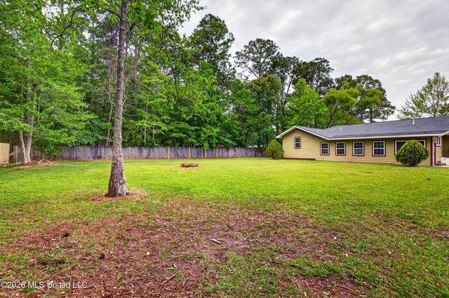 13291 Larkin Drive, Biloxi, MS 39532