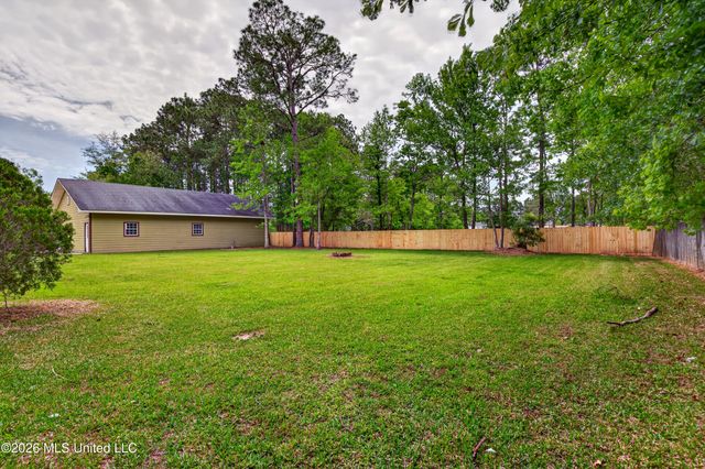 13291 Larkin Drive, Biloxi, MS 39532