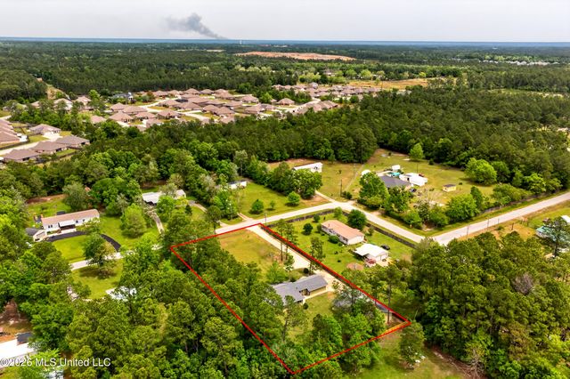 13291 Larkin Drive, Biloxi, MS 39532