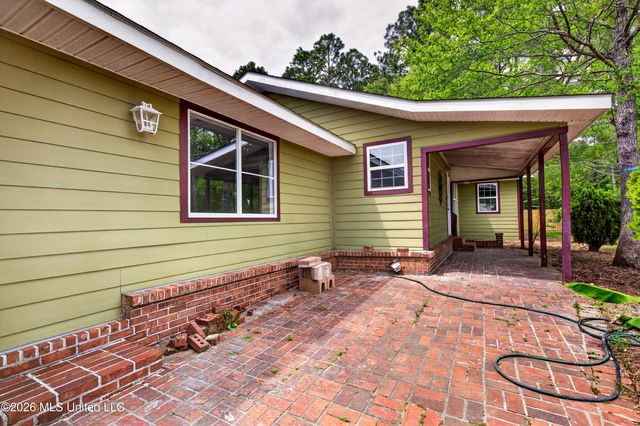 13291 Larkin Drive, Biloxi, MS 39532