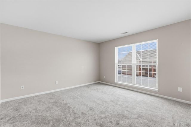 51828 Lionel Lane, Chesterfield Township, MI 48051