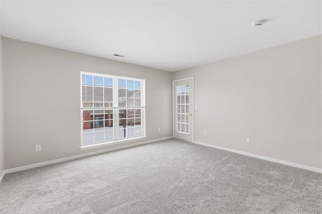 51828 Lionel Lane, Chesterfield Township, MI 48051