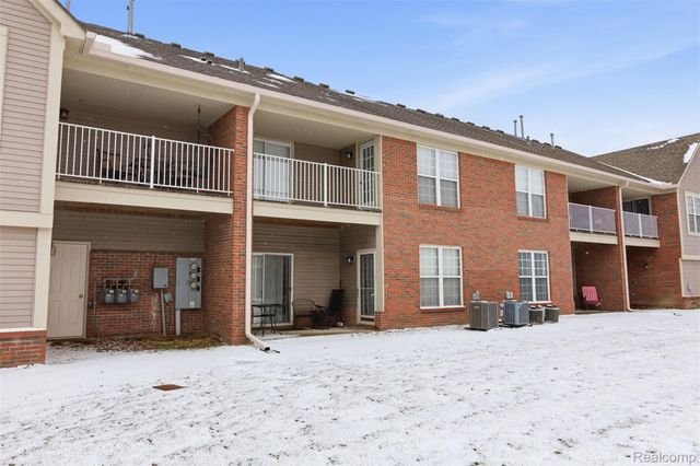 51828 Lionel Lane, Chesterfield Township, MI 48051